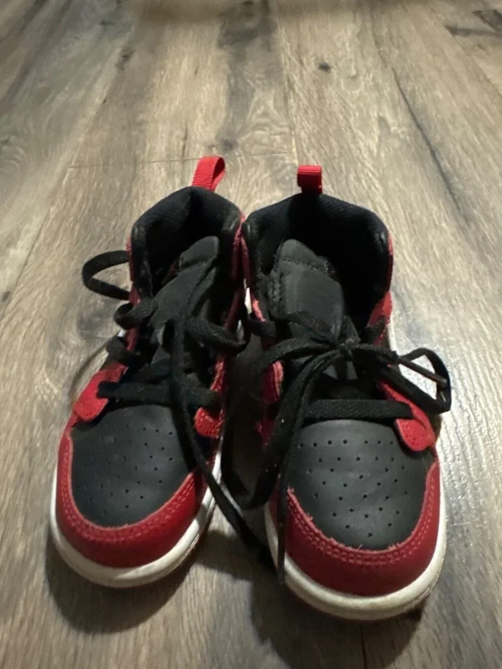 Air Jordan 1 Mid Toddler Shoes Black & Red Size 9C